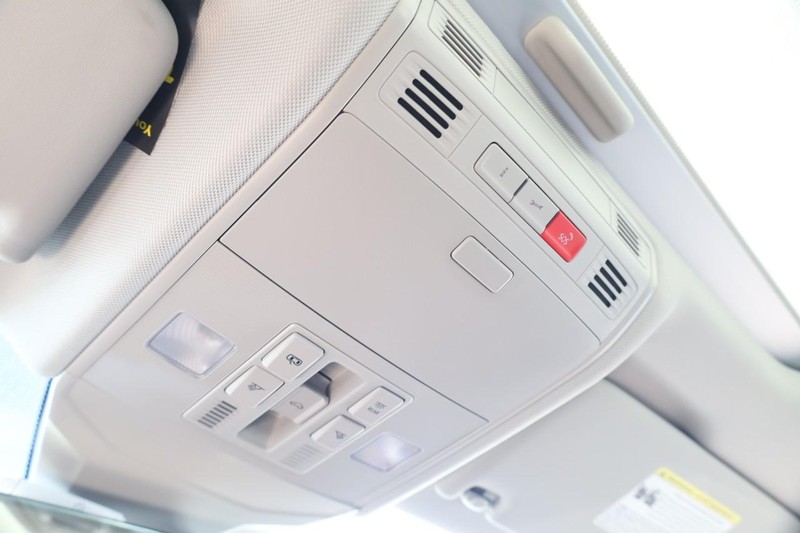 Volkswagen Jetta Vehicle Image 18