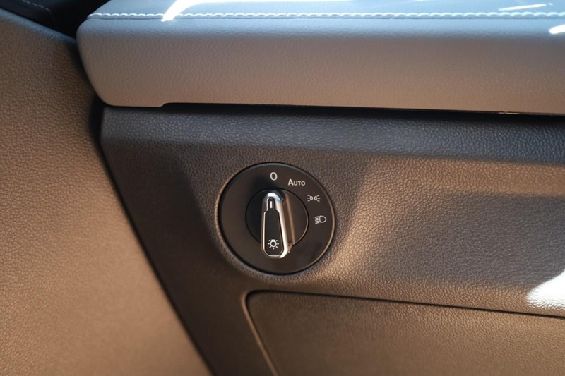 Volkswagen Jetta Vehicle Image 20