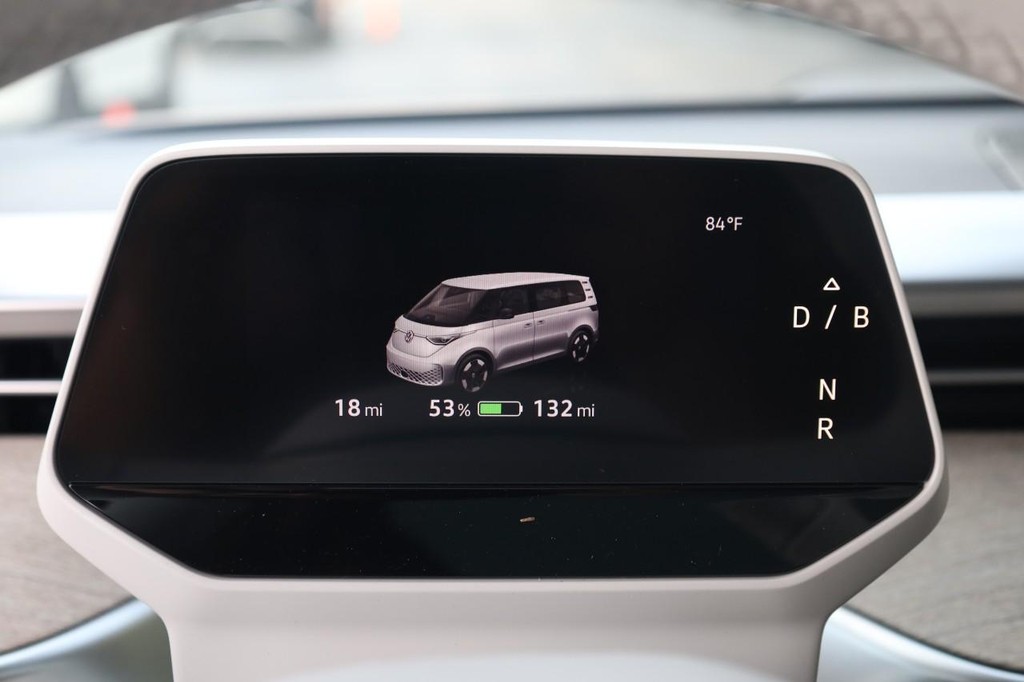 Volkswagen ID BUZZ Vehicle Full-screen Gallery Image 15