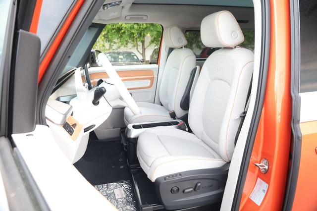 Volkswagen ID BUZZ Vehicle Image 10