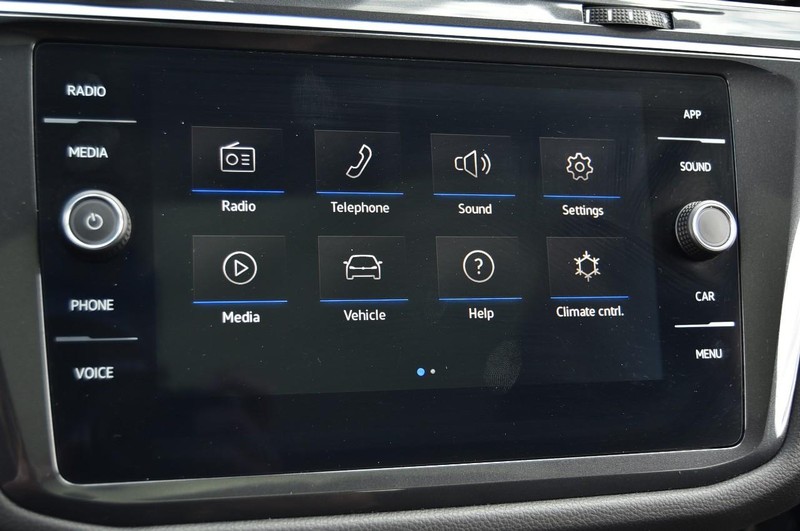 Volkswagen Tiguan Vehicle Image 14