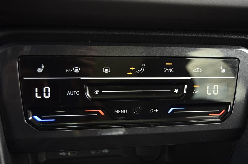 Volkswagen Tiguan Vehicle Image 15