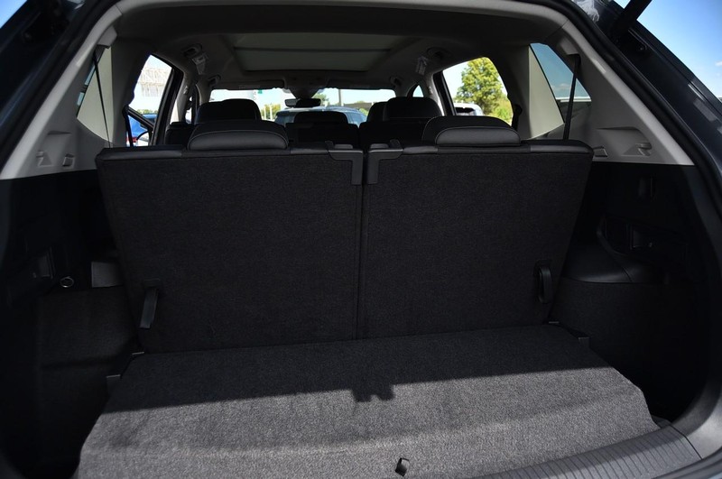 Volkswagen Tiguan Vehicle Image 26