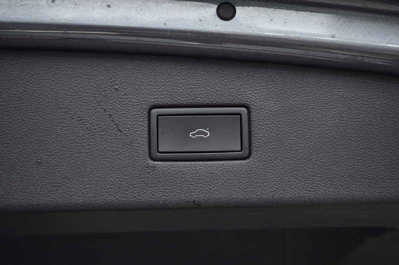 Volkswagen Tiguan Vehicle Image 27