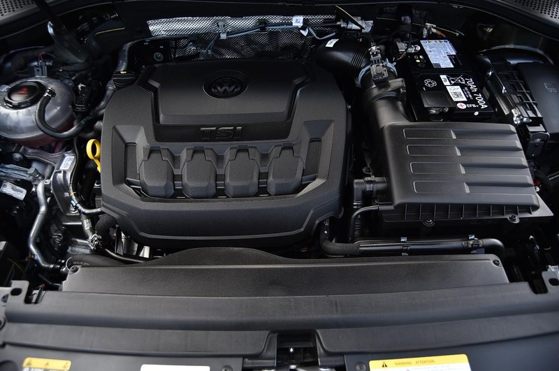 Volkswagen Tiguan Vehicle Image 28
