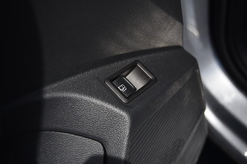 Volkswagen Taos Vehicle Image 09