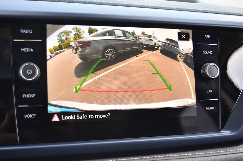 Volkswagen Taos Vehicle Image 13