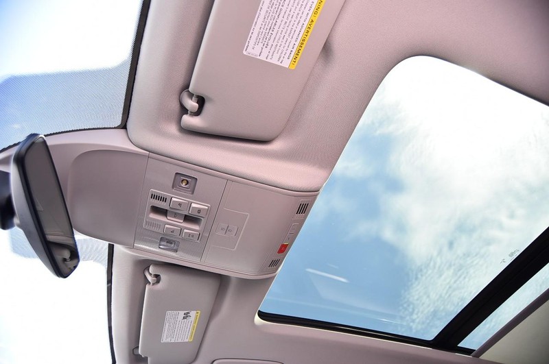 Volkswagen Taos Vehicle Image 21