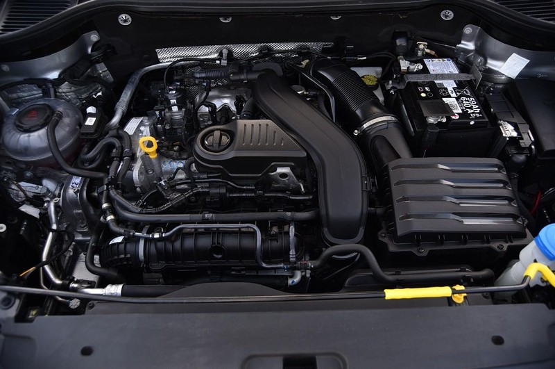 Volkswagen Taos Vehicle Image 26