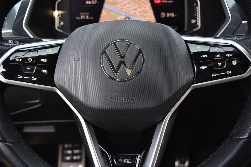 Volkswagen Tiguan Vehicle Image 20