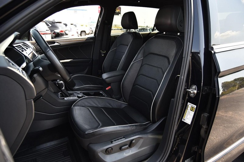 Volkswagen Tiguan Vehicle Image 21