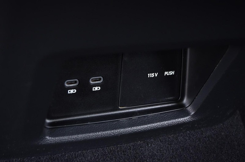 Volkswagen Atlas Cross Sport Vehicle Image 24