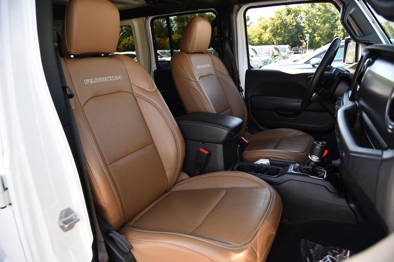 Jeep Wrangler Vehicle Image 21
