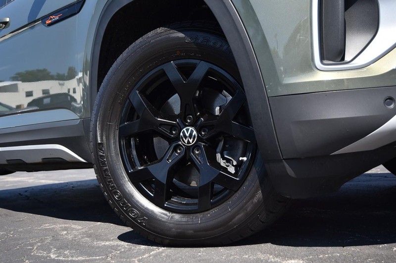 Volkswagen Atlas Vehicle Image 03