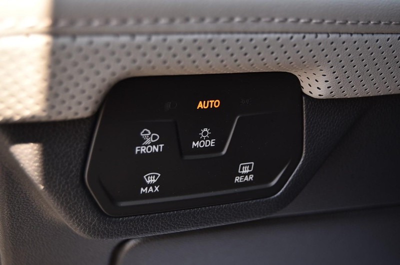Volkswagen Atlas Vehicle Image 11