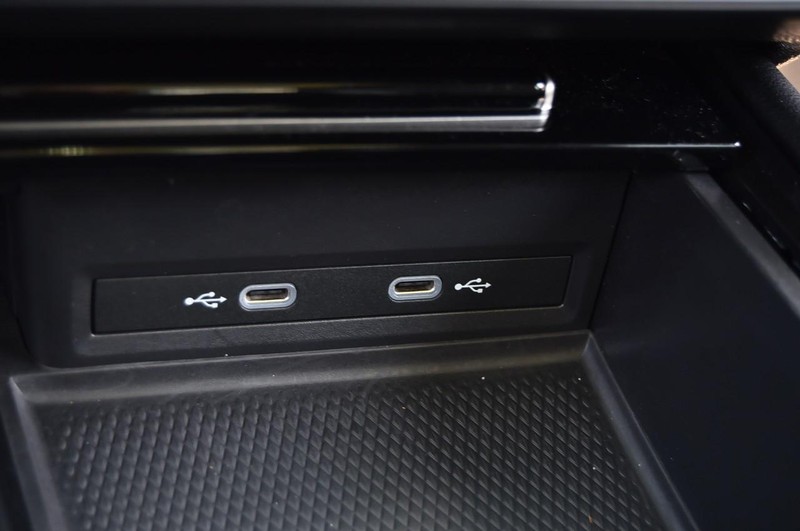 Volkswagen Atlas Vehicle Image 16