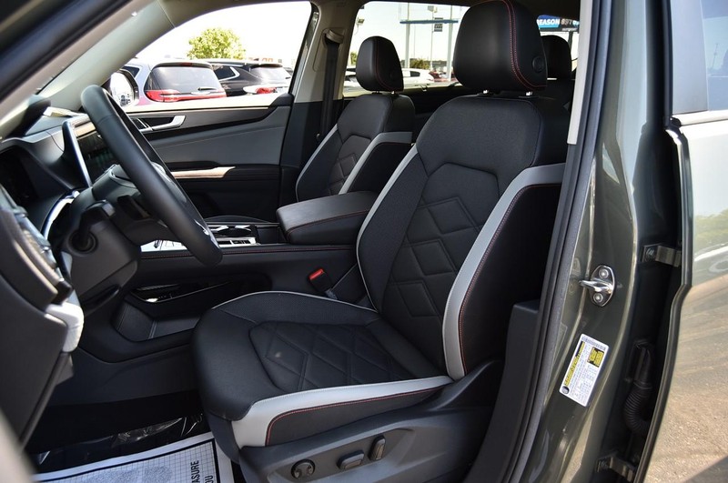 Volkswagen Atlas Vehicle Image 19