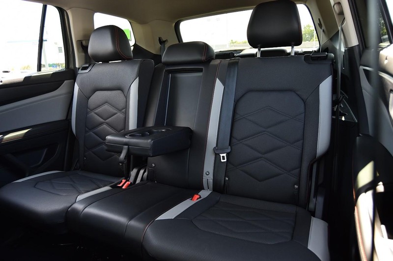Volkswagen Atlas Vehicle Image 22