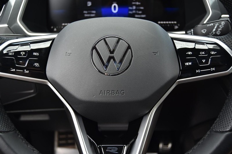 Volkswagen Tiguan Vehicle Image 19