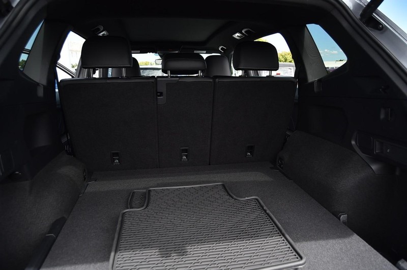 Volkswagen Tiguan Vehicle Image 26