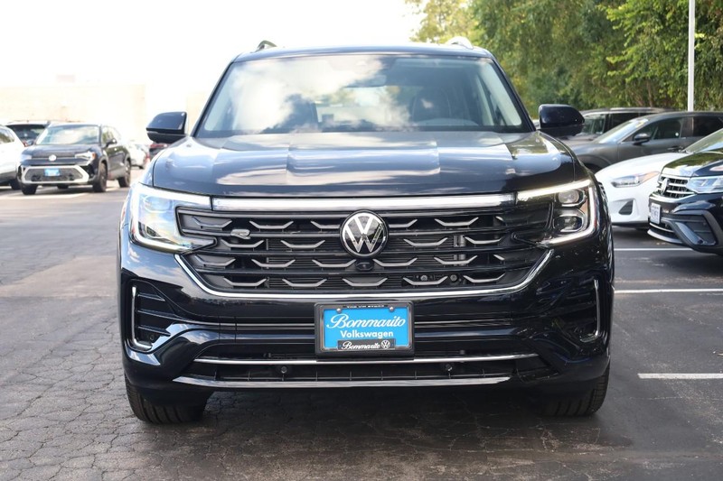 Volkswagen Atlas Vehicle Image 04