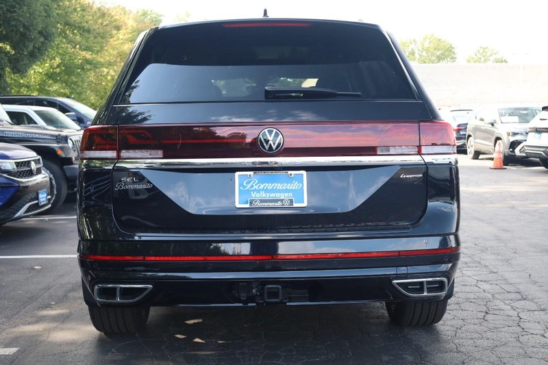 Volkswagen Atlas Vehicle Image 06