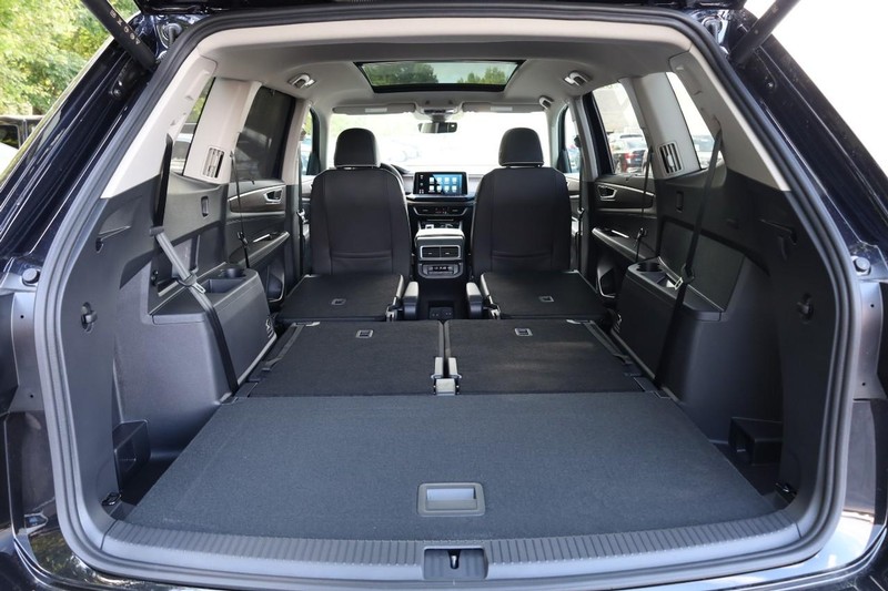 Volkswagen Atlas Vehicle Image 09