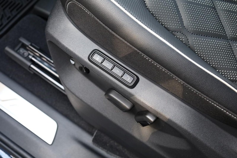 Volkswagen Atlas Vehicle Image 11