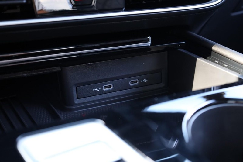 Volkswagen Atlas Vehicle Image 19