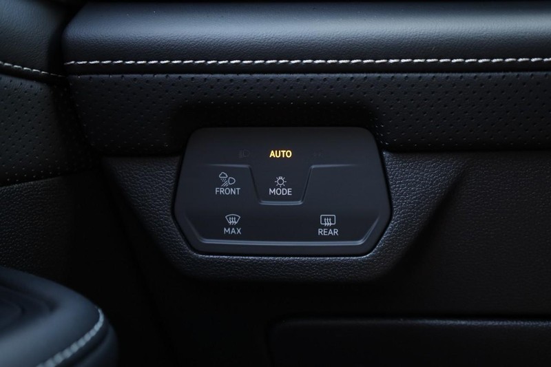 Volkswagen Atlas Vehicle Image 23