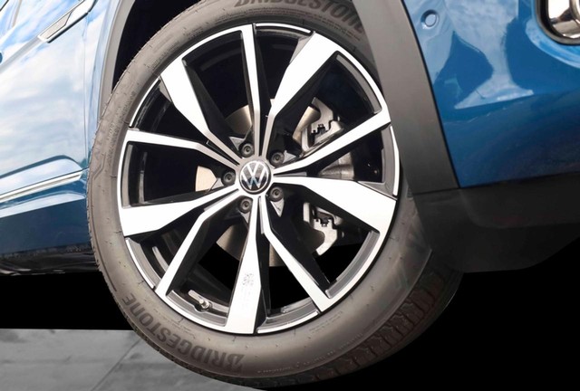 Volkswagen Atlas Vehicle Image 03