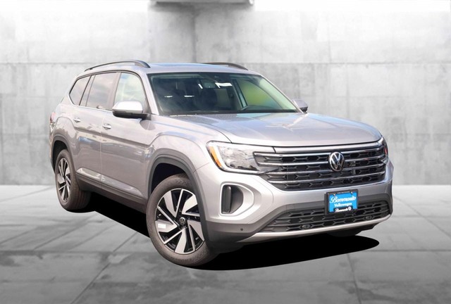 Volkswagen Atlas Vehicle Image 02
