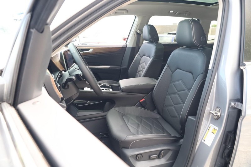Volkswagen Atlas Vehicle Image 10