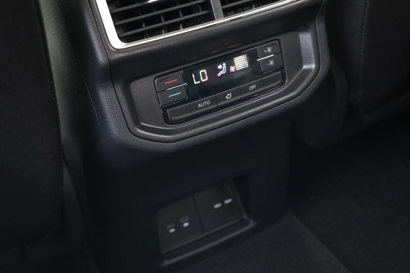 Volkswagen Atlas Vehicle Image 25