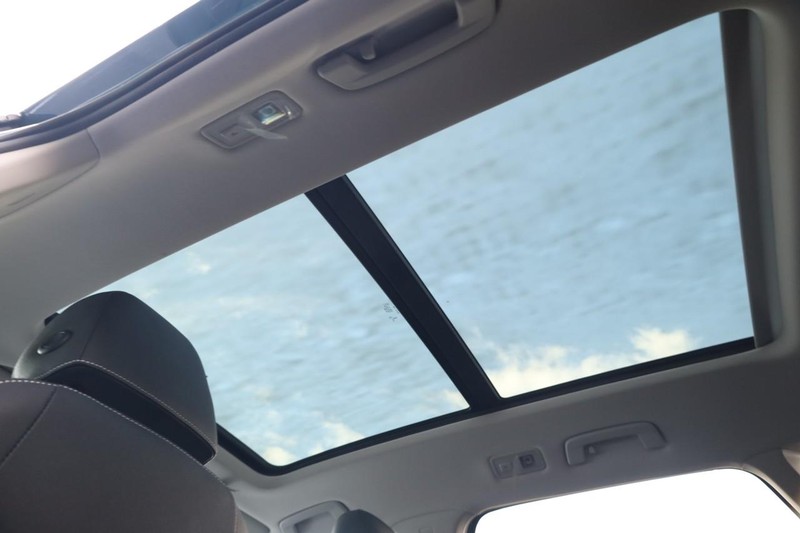 Volkswagen Taos Vehicle Image 10