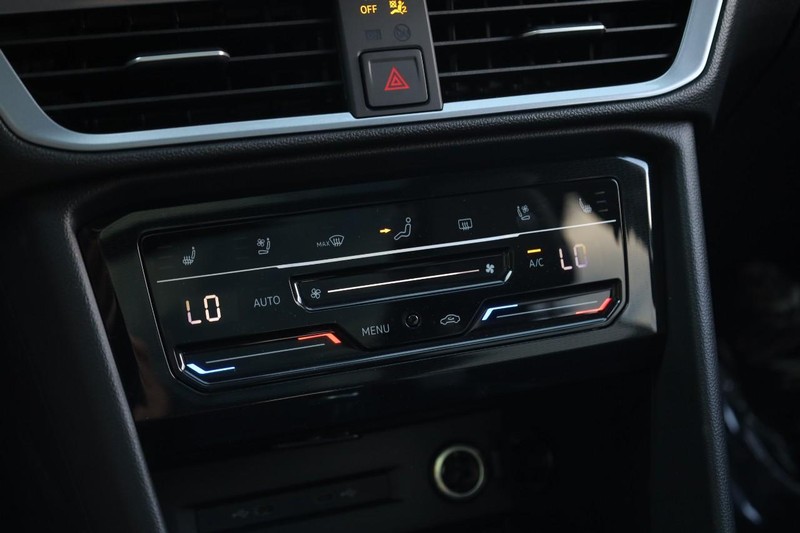 Volkswagen Taos Vehicle Image 15