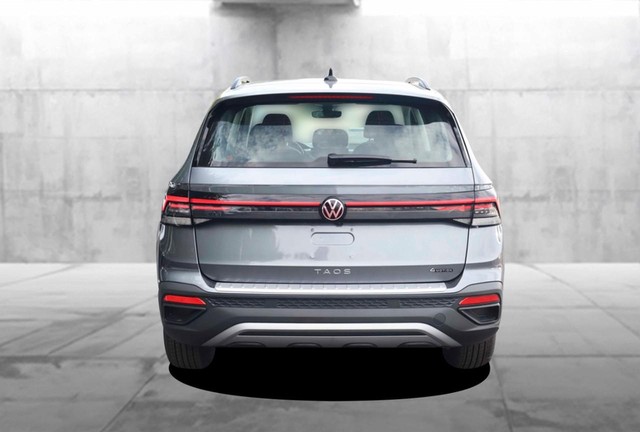 Volkswagen Taos Vehicle Image 06