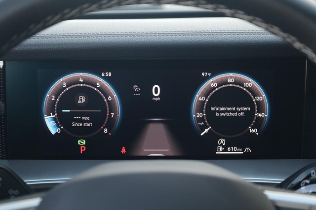 Volkswagen Tiguan Vehicle Image 12