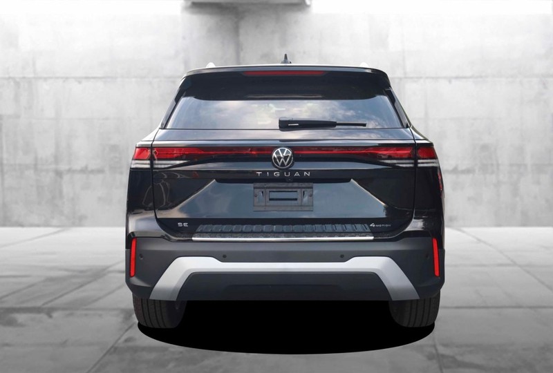 Volkswagen Tiguan Vehicle Image 06