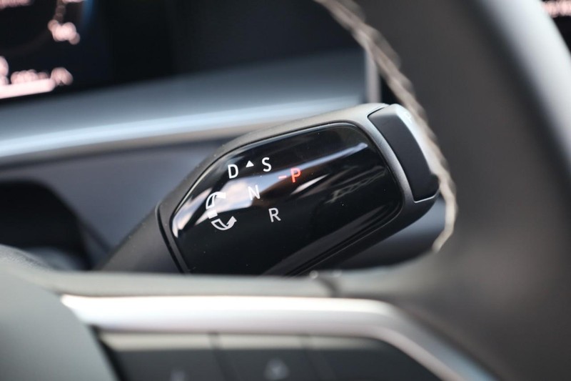 Volkswagen Tiguan Vehicle Image 20