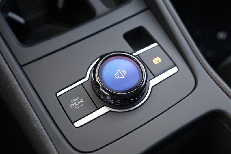 Volkswagen Tiguan Vehicle Image 21