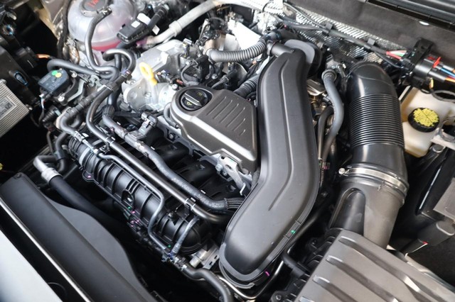 Volkswagen Taos Vehicle Image 25