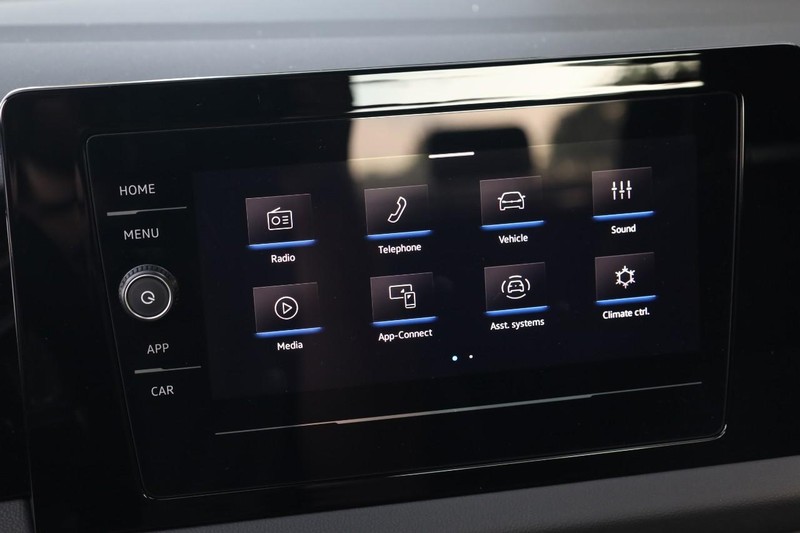 Volkswagen Jetta Vehicle Image 11