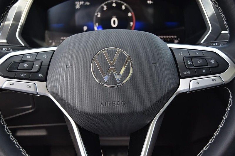 Volkswagen Tiguan Vehicle Image 19