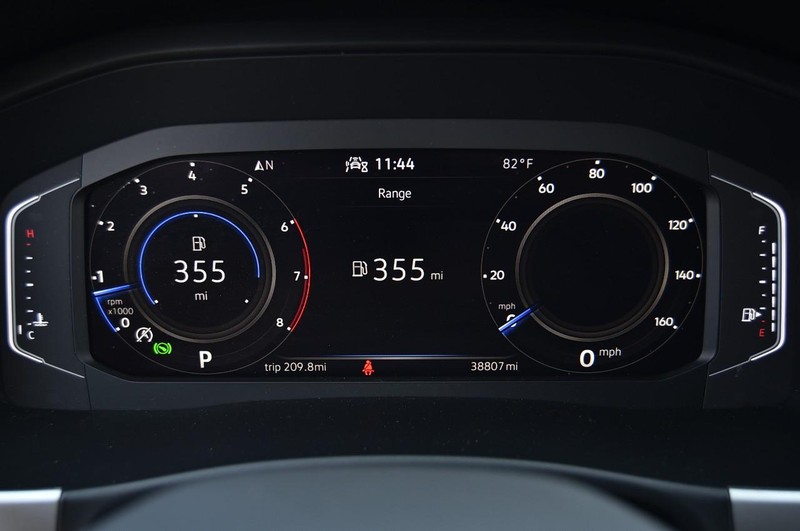Volkswagen Atlas Vehicle Image 10