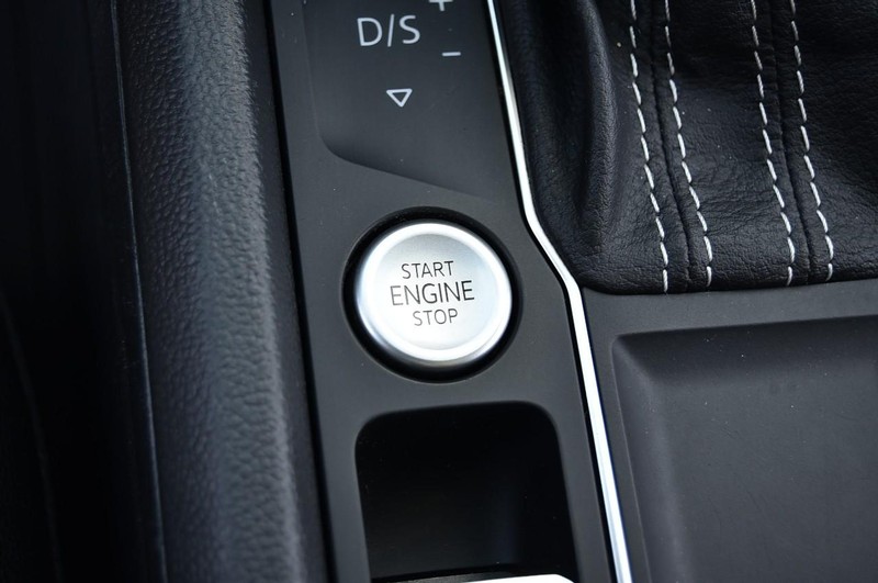 Volkswagen Atlas Vehicle Image 15