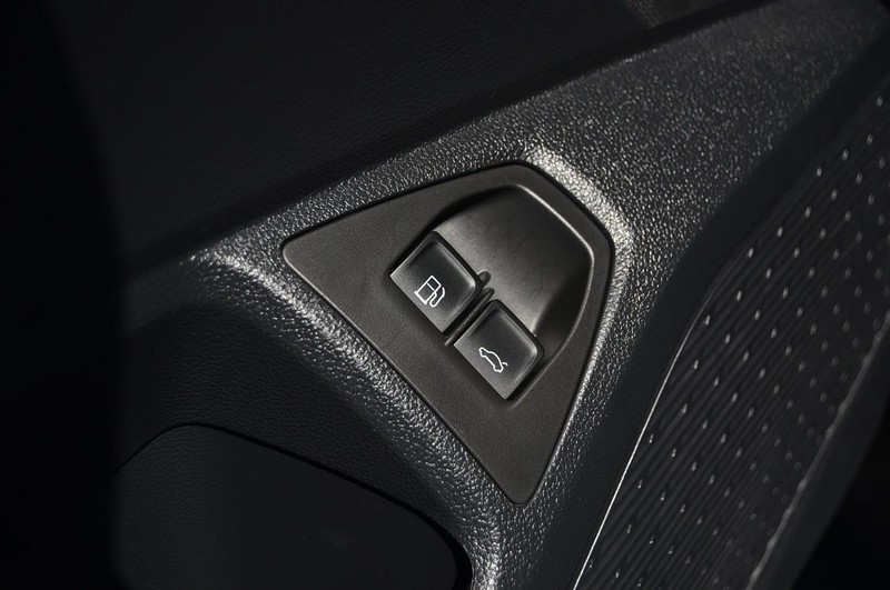 Volkswagen Jetta Vehicle Image 09