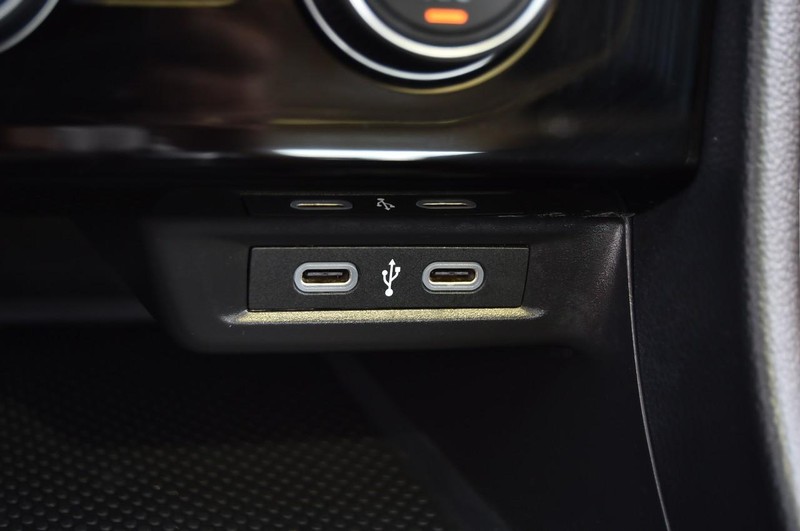 Volkswagen Jetta Vehicle Image 16