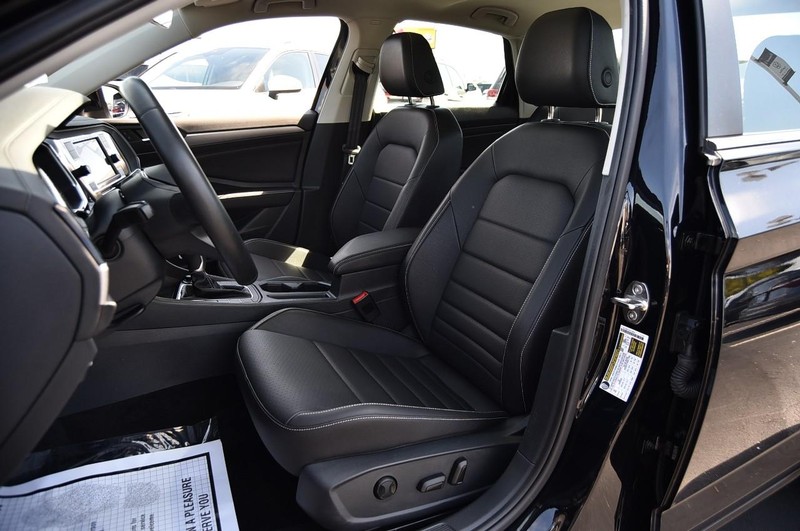 Volkswagen Jetta Vehicle Image 20