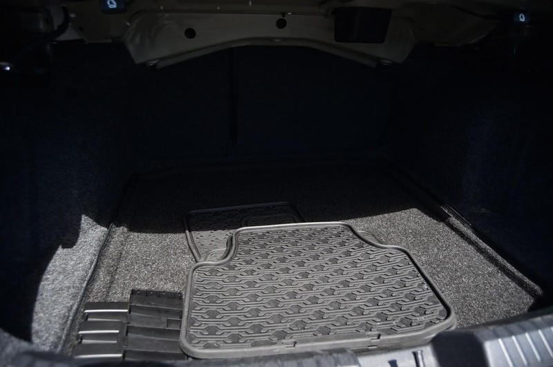 Volkswagen Jetta Vehicle Image 24